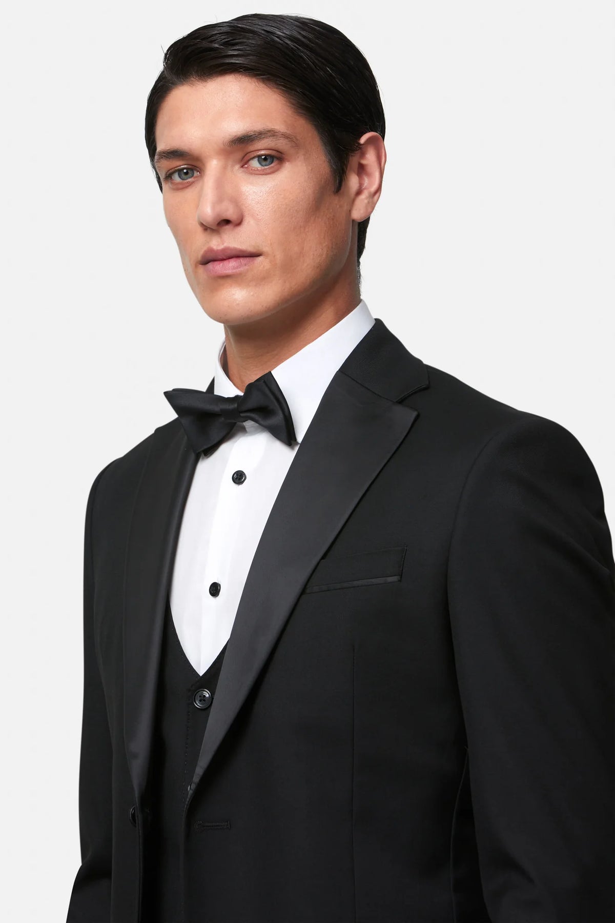 Edina 2-Piece Tuxedo Hire €125.00
