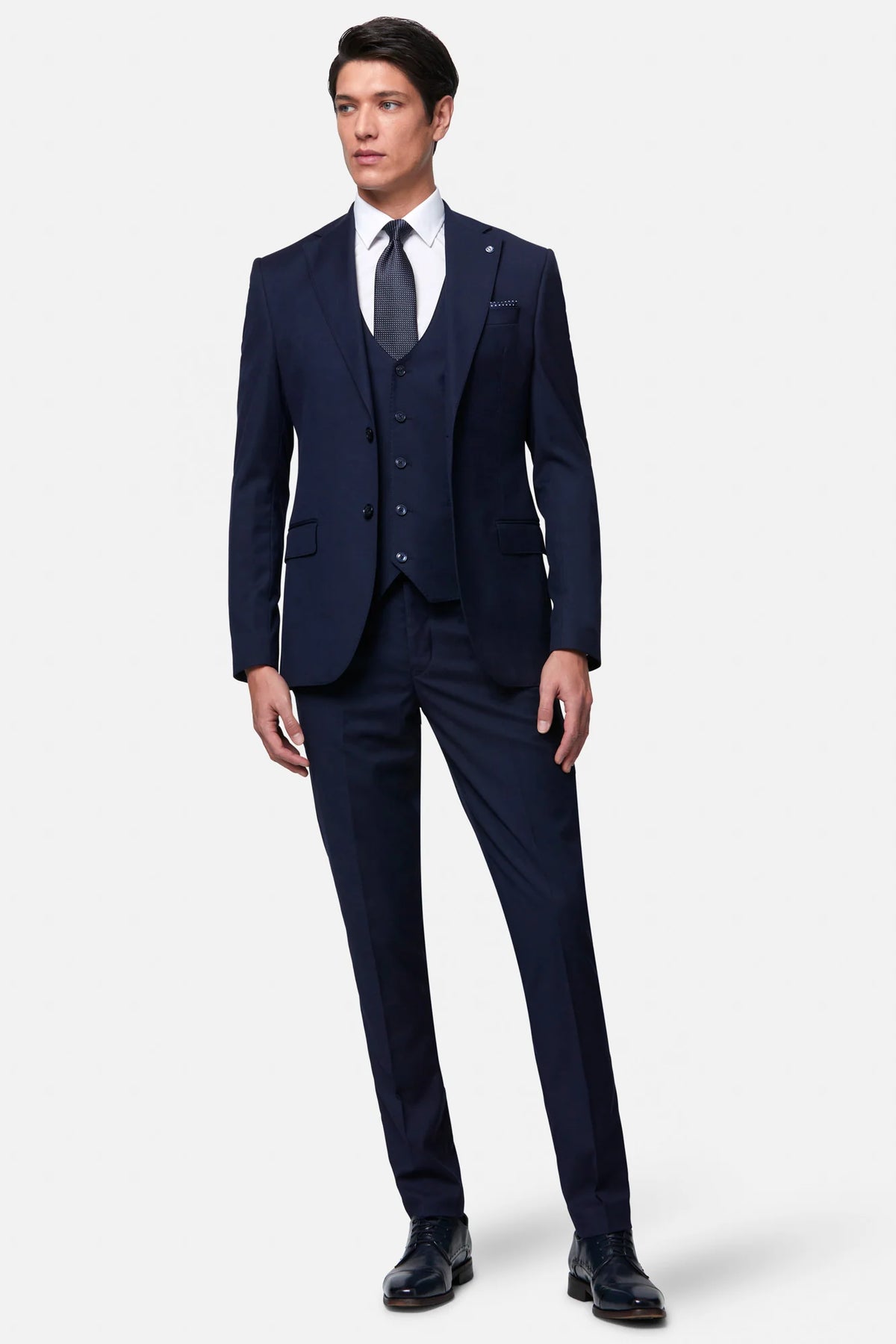Edina 2-Piece James Navy Hire €125.00
